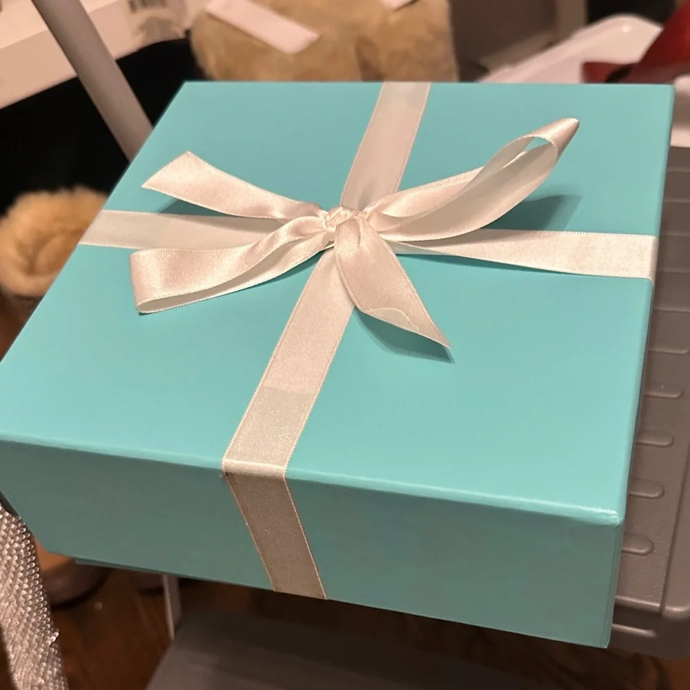 Tiffany Elegant Blue Gift Box with White Ribbon
